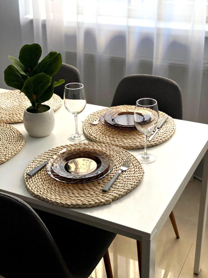 Royal Reed Apartments Năvodari Eksteriør bilde
